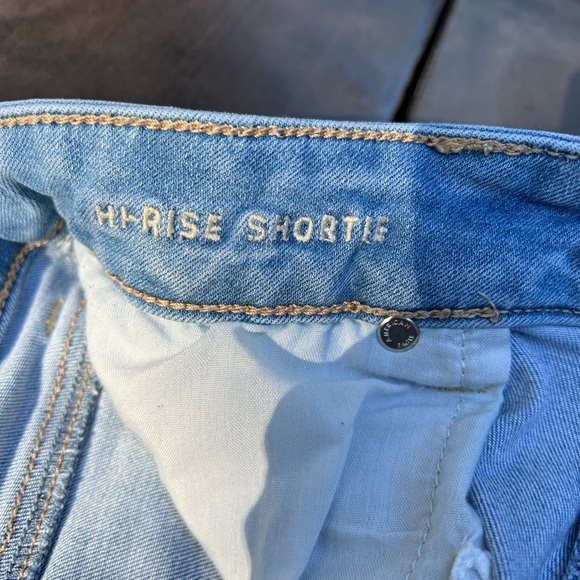 American Eagle Outfitters Light Blue Ripped Jean Shorts - Picture 2 of 5